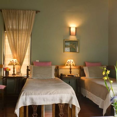 Fishermen'S Lodge - A Lake Facing Hotel Near Nainital Bhīm Tāl エクステリア 写真